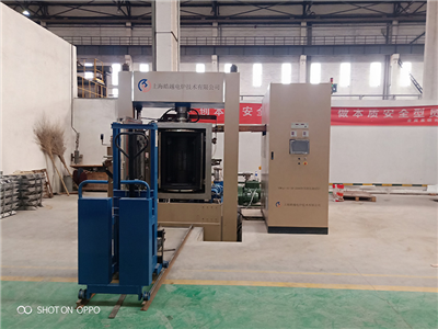 研究及生產實踐證明，熱壓爐能有效的控制材料的致密化過程及質量